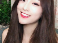 小姐姐笑的真是很甜视频,小姐姐的甜美笑容感染力十足